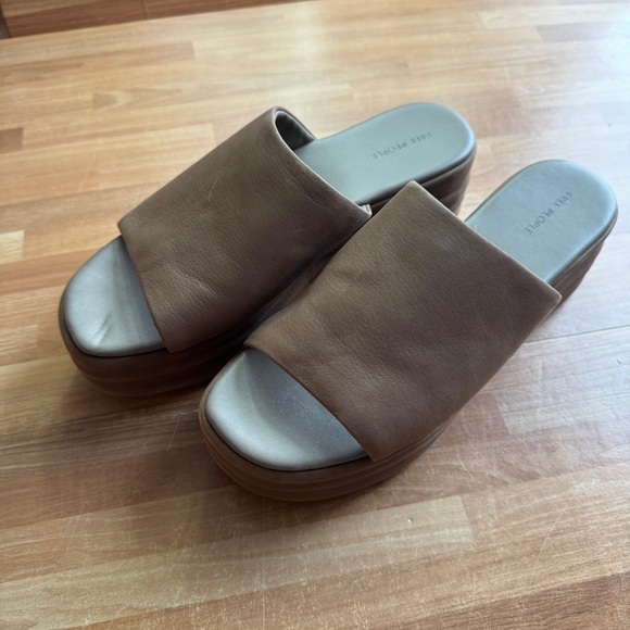 Free People Harbor leather flatform slide sandals tan/neutral size 40 - Picture 3 of 10